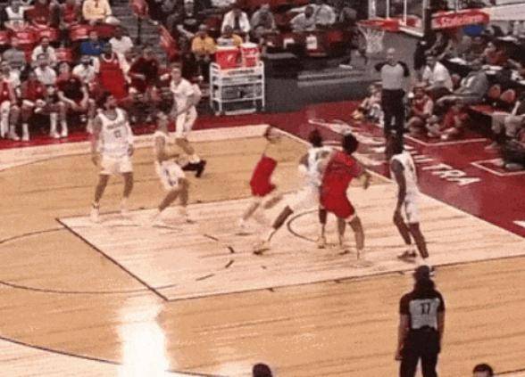 开云登录入口-包含纳达尔在公牛比赛中出色发挥，最后时刻胜出引发热议！上演精彩一战的词条